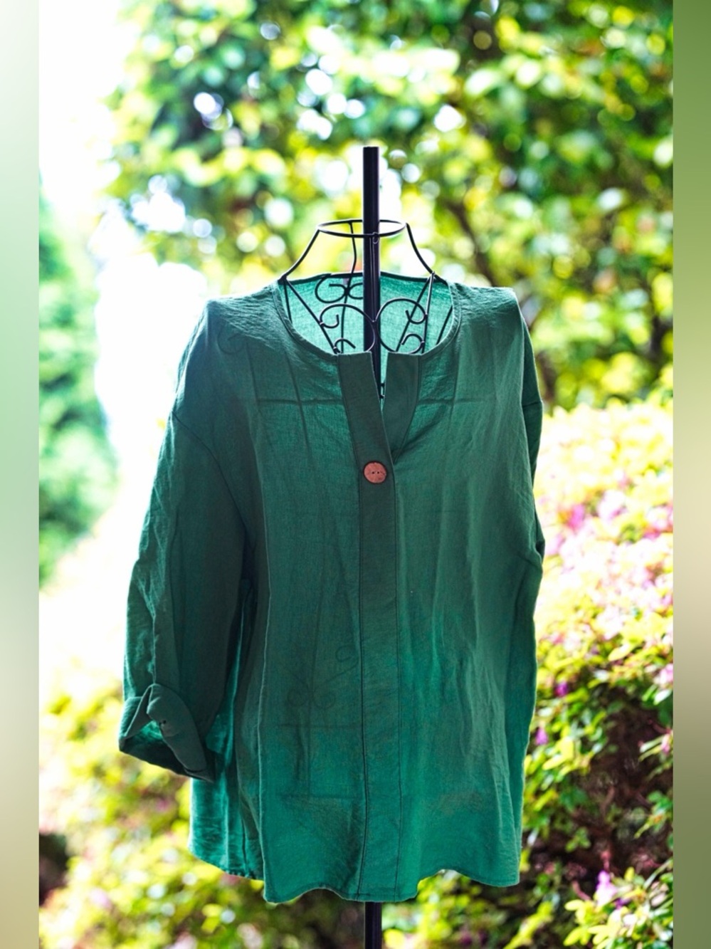 Forest Green Linen-Blend Tunic Top - Wooden Button Detail - Picture 5 of 6
